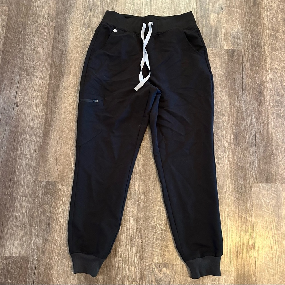 Figs Women's Black Joggers S